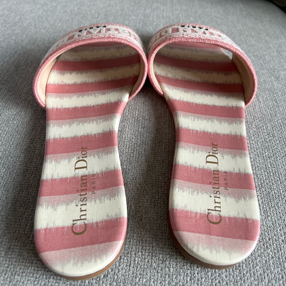 (SOLD) Dior Dway Slides (New w/o tags) - Picture 7 of 12
